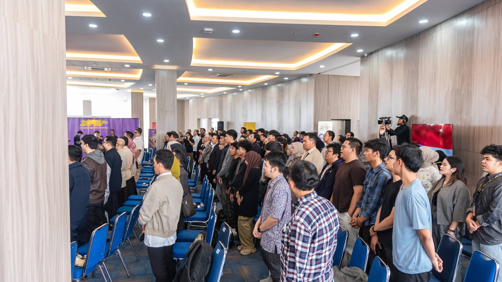 2045Hz Photo Gallery 10