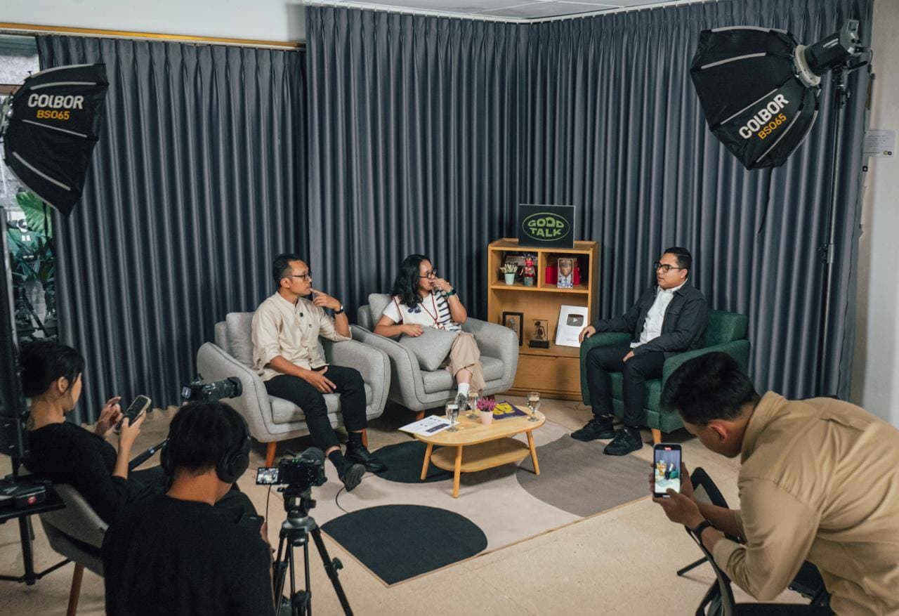 2045Hz Photo Gallery 2