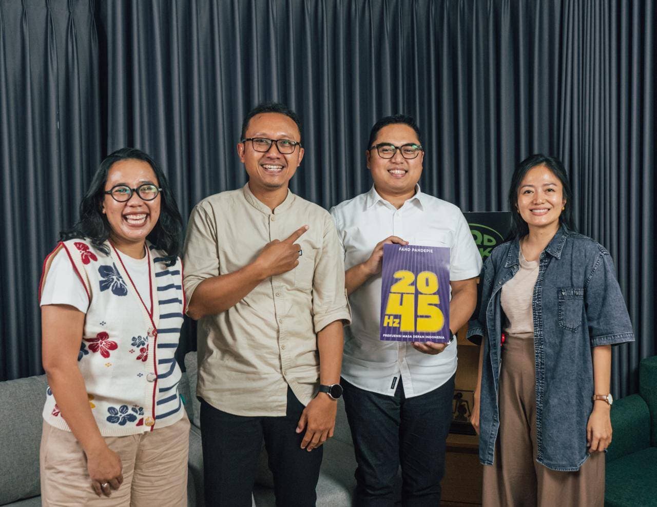 2045Hz Photo Gallery 3