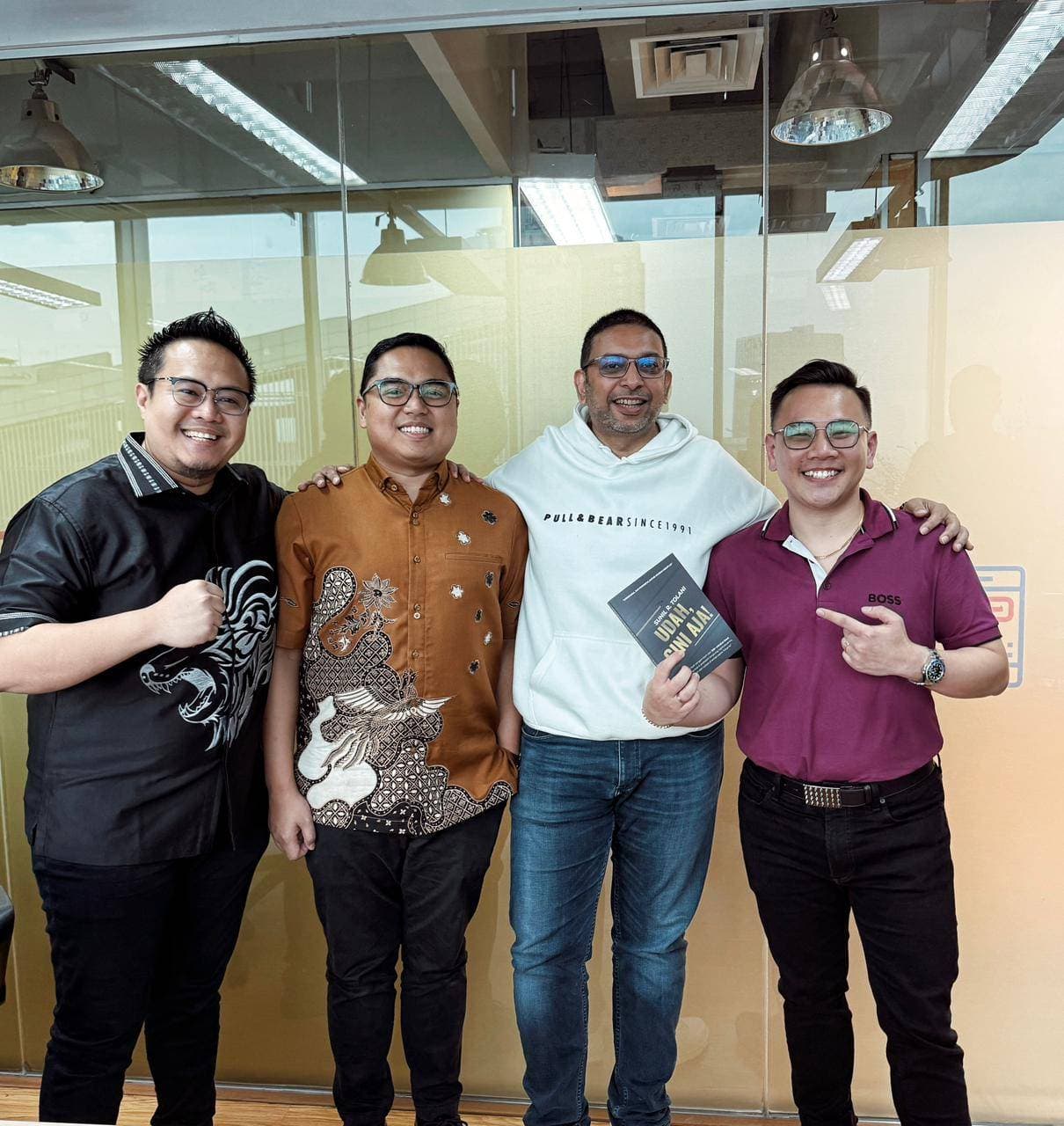 2045Hz Photo Gallery 3