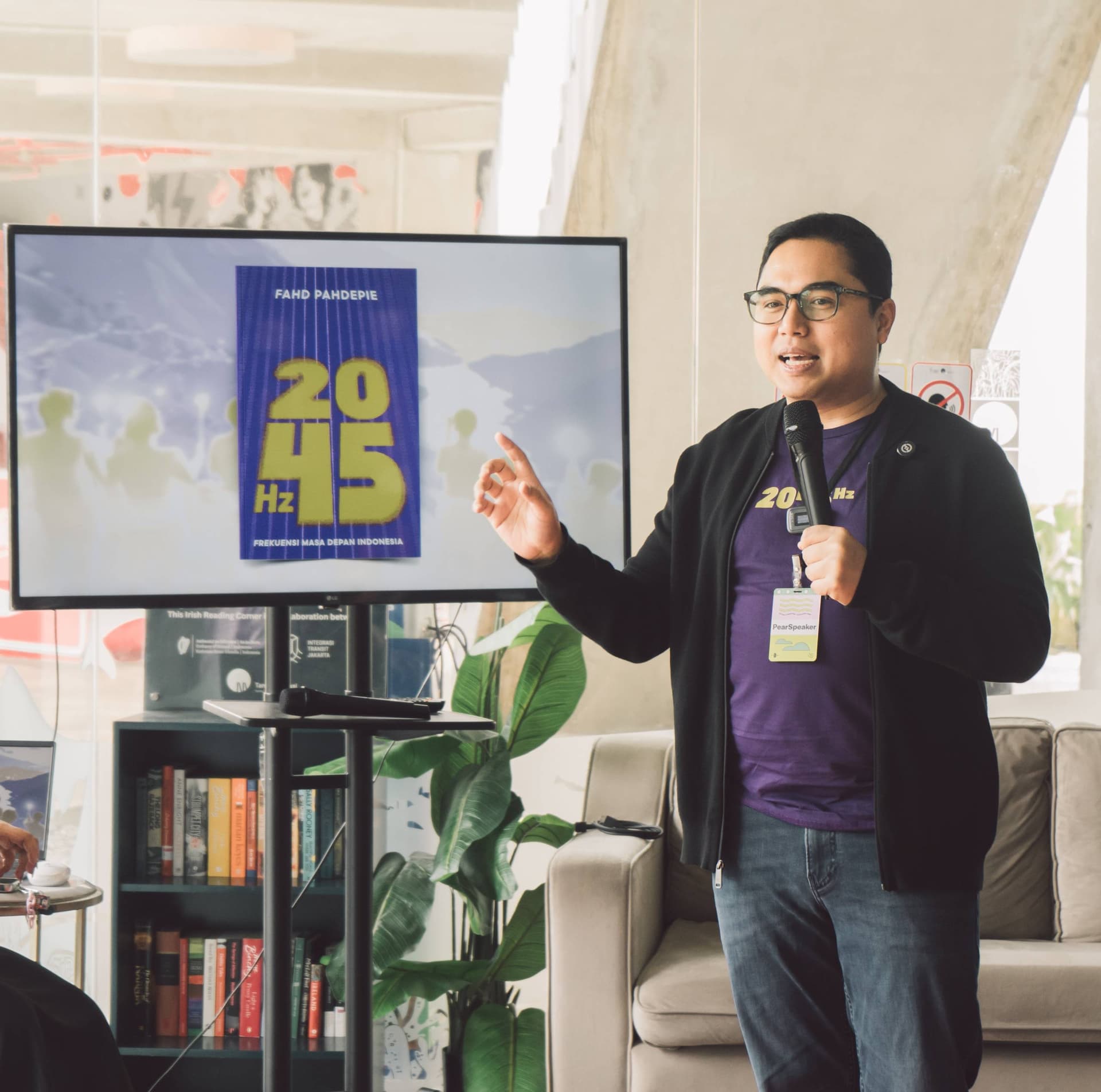 2045Hz Photo Gallery 5