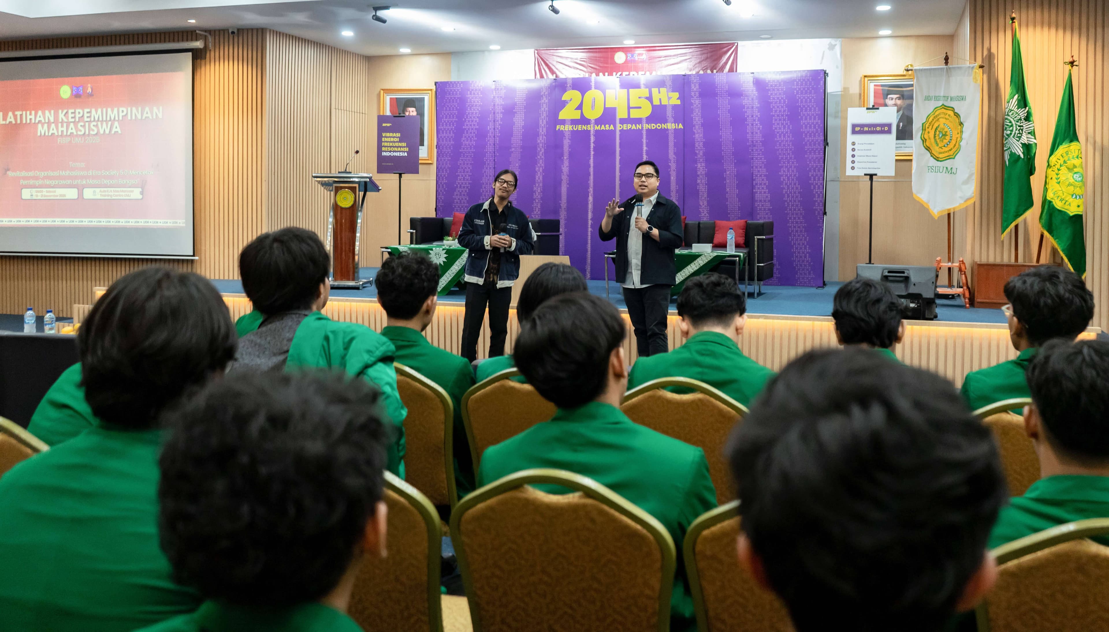 2045Hz Goes to Campus